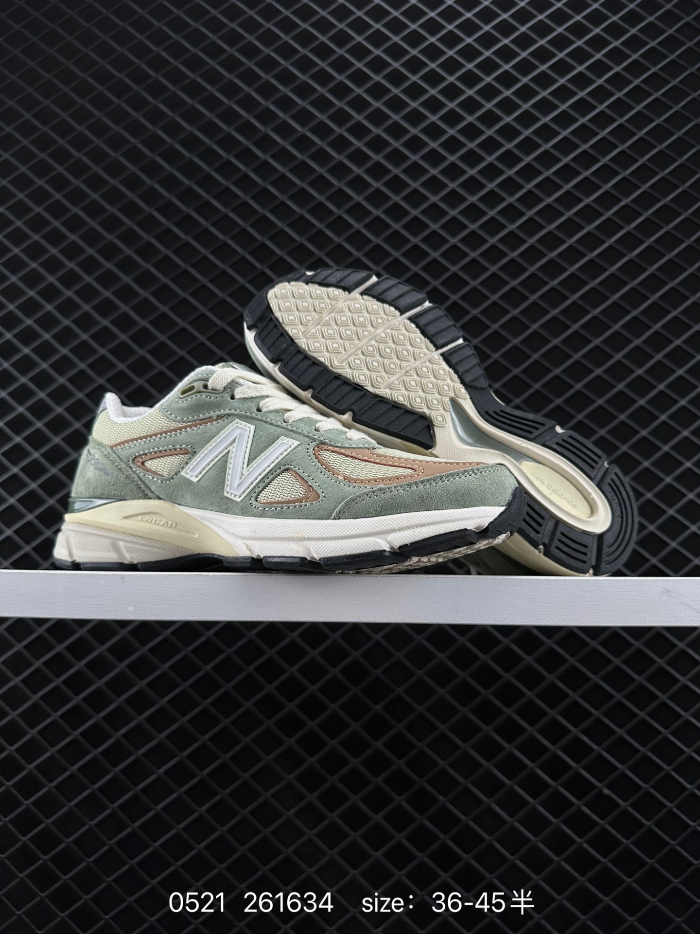 New Balance U990